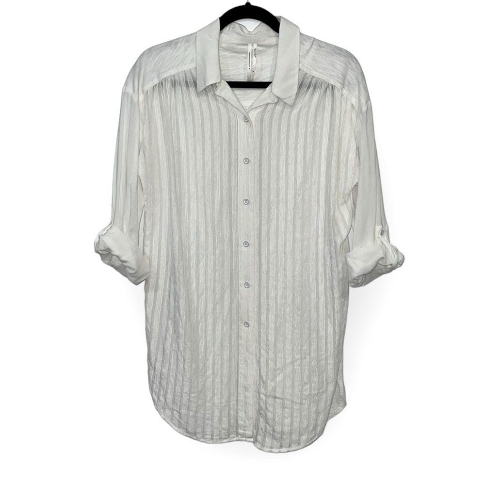 By Anthropologie White Gauze Button Down Shirt Size Small